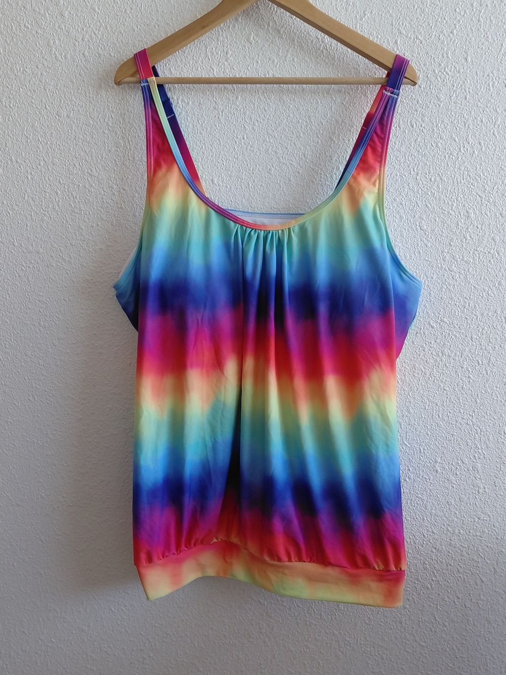 Nwot Rainbow Ombre Tank Top Tankini Swimwear
